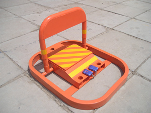 專業(yè)生產(chǎn)，值得信賴——高質(zhì)量O型車位鎖與道路劃線方案